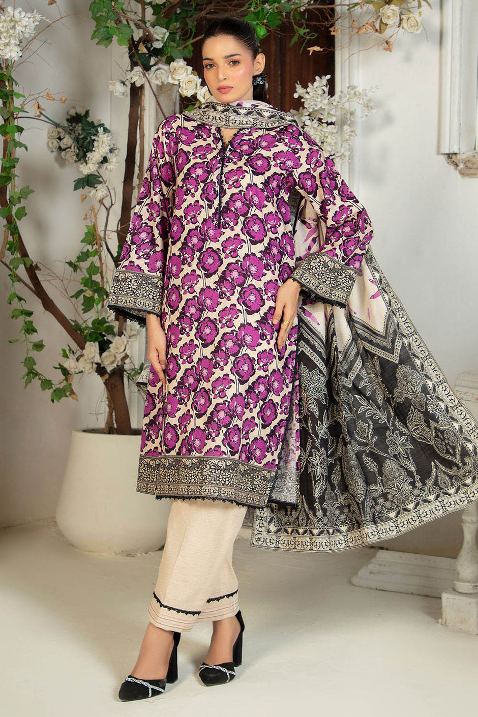 3 Piece Printed Khaddar Suit with Dupatta
