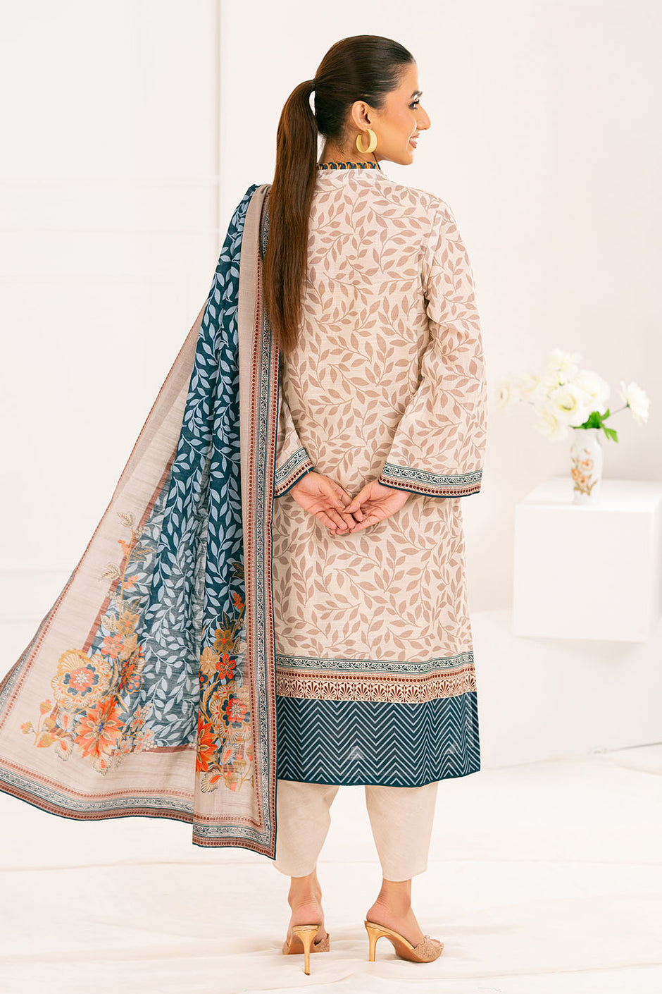 3 Piece Printed Khaddar Suit with Dupatta