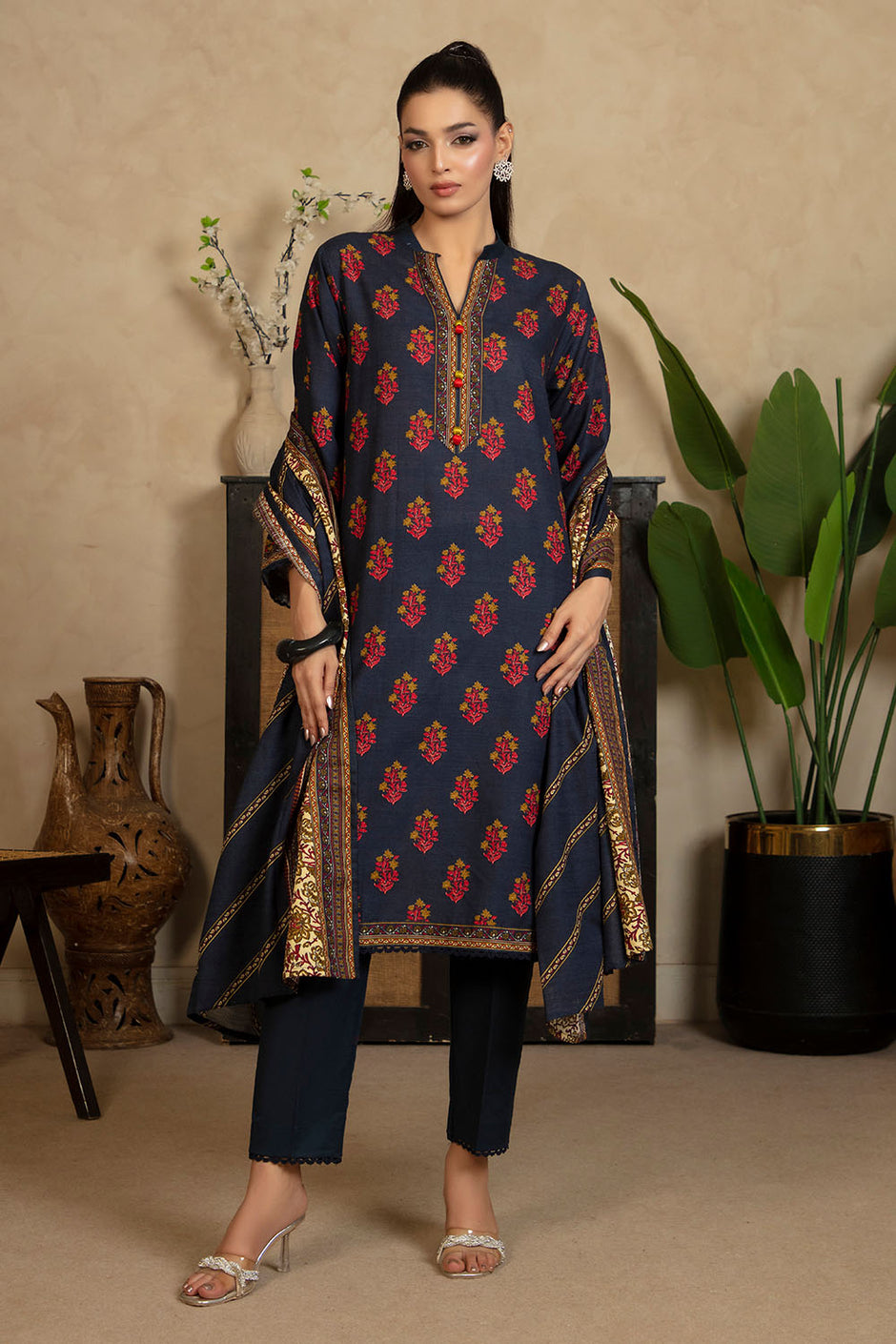 3 Piece Printed Khaddar Suit with Dupatta