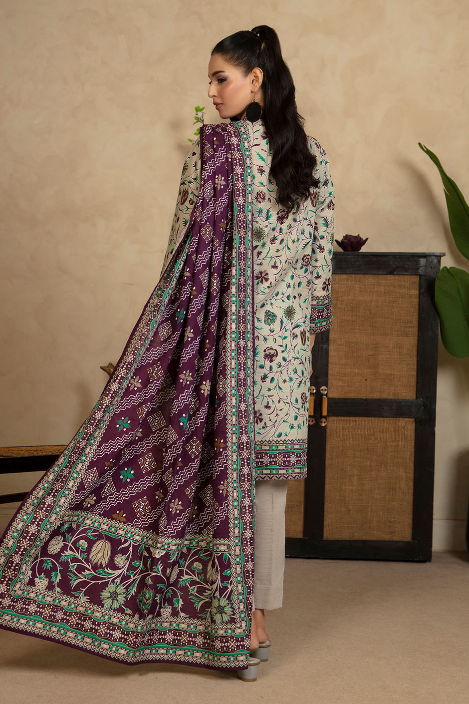 3 Piece Printed Khaddar Suit with Dupatta