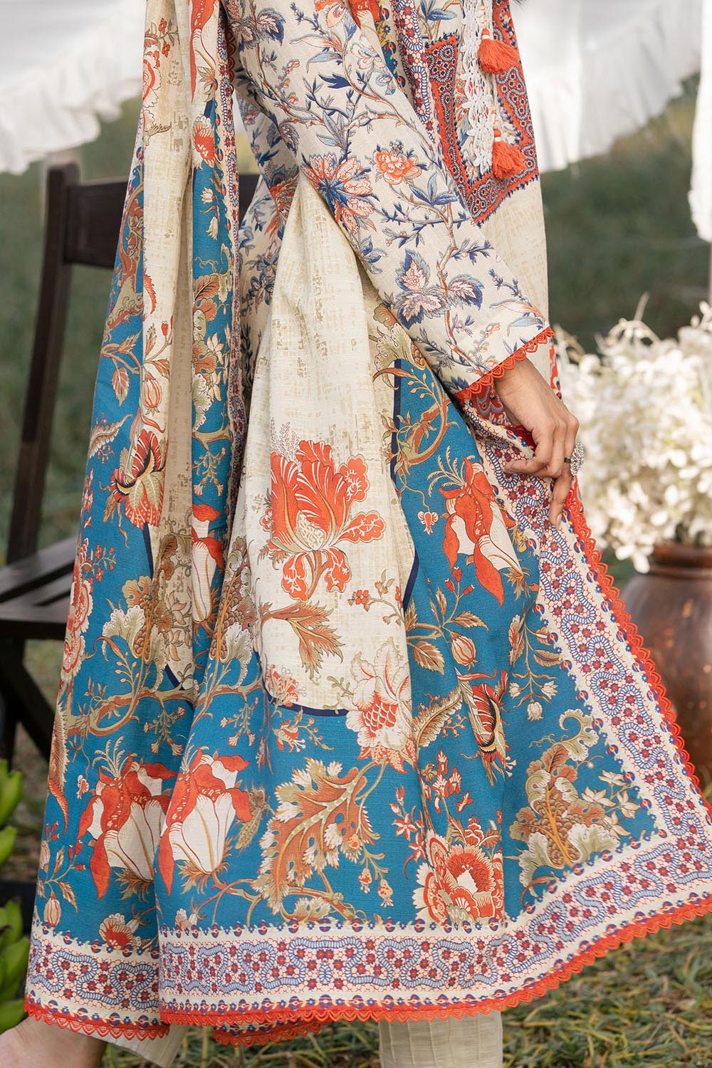 3 Piece Printed Khaddar Suit