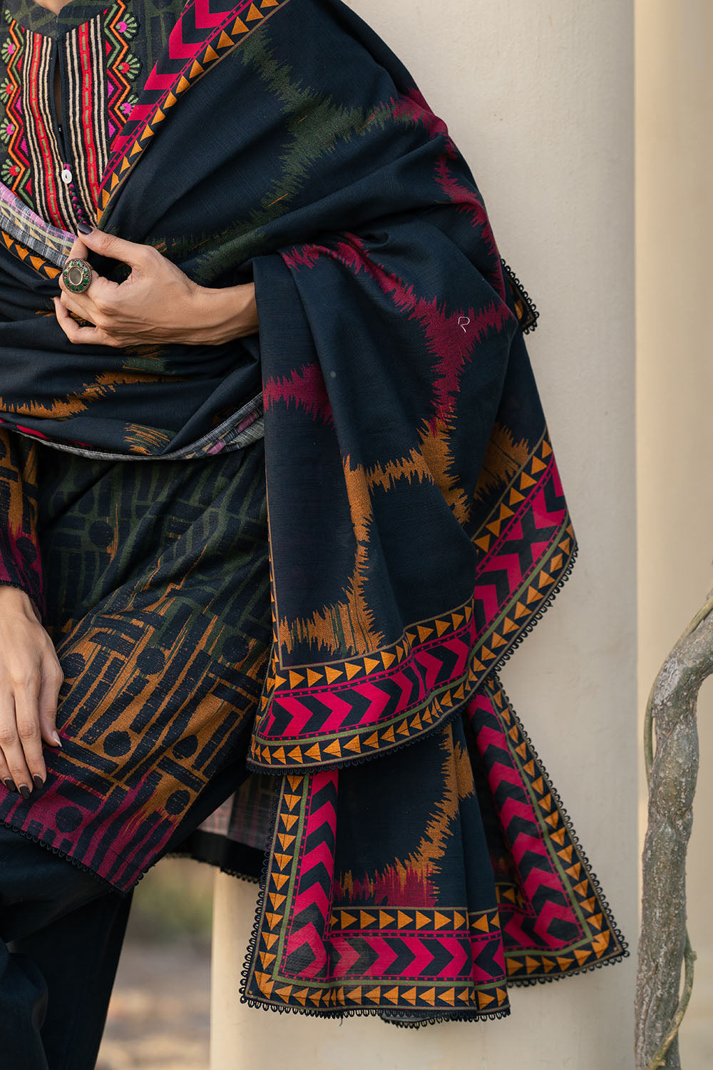 3 Piece Printed Khaddar Suit