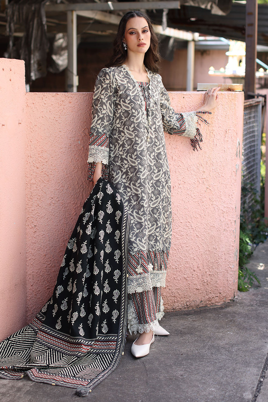 3 Piece Printed Khaddar Suit with Printed Khaddar Dupatta and Printed Trouser