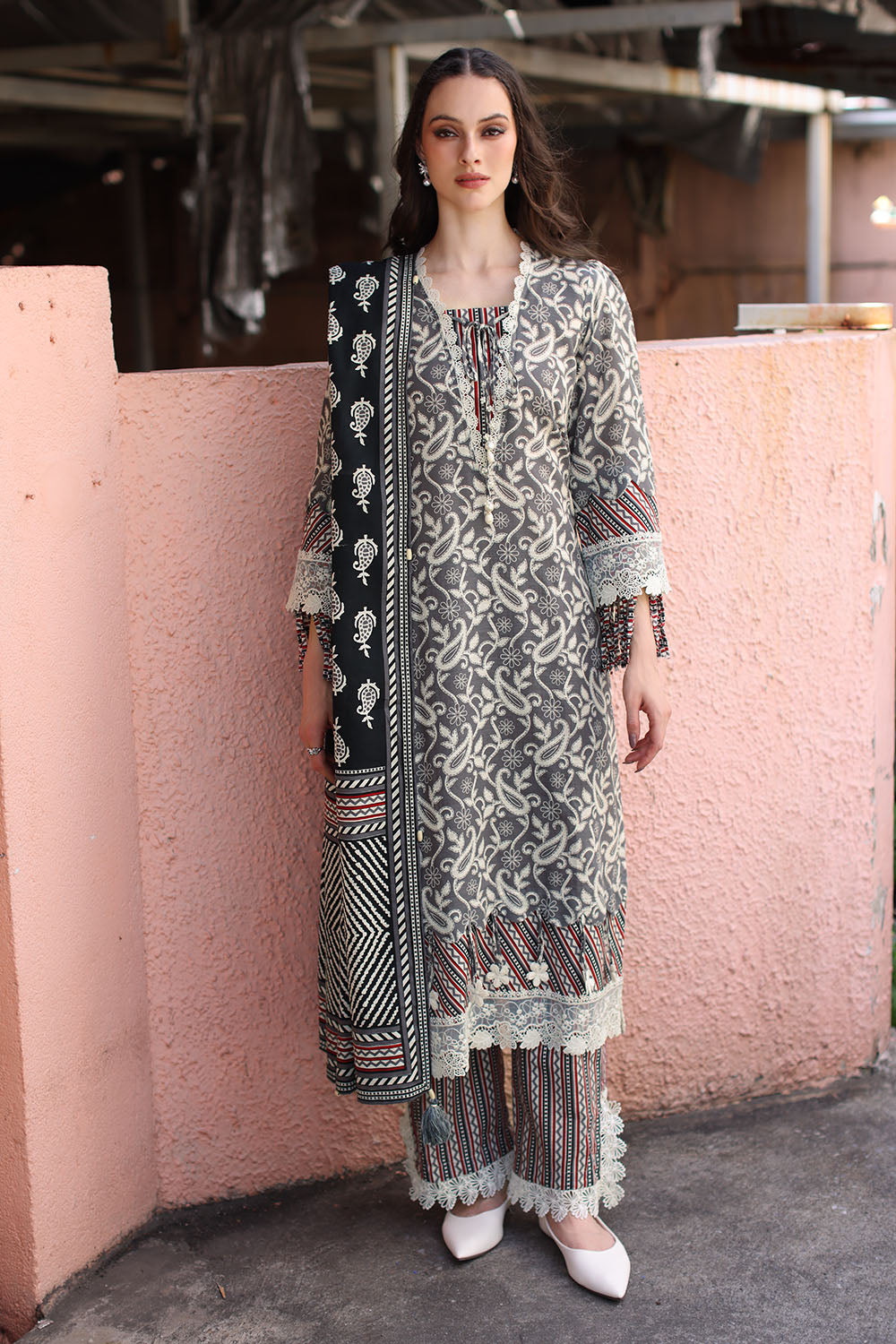 3 Piece Printed Khaddar Suit with Printed Khaddar Dupatta and Printed Trouser