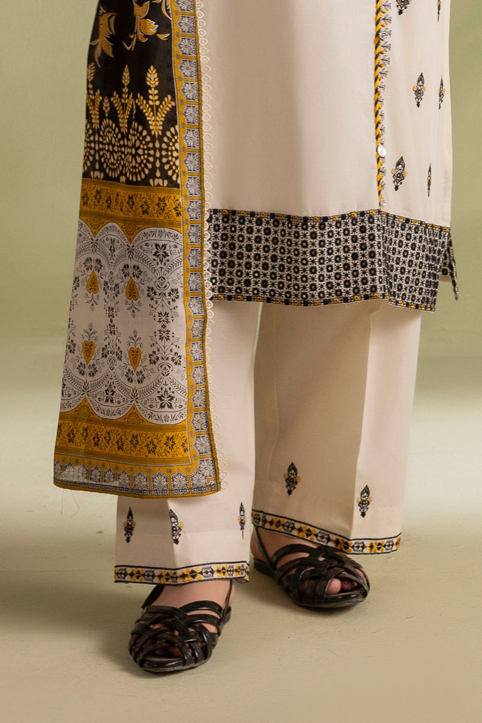 3 Piece Embroidered Lawn Suit with Embroidered Borders and Embroidered Trouser