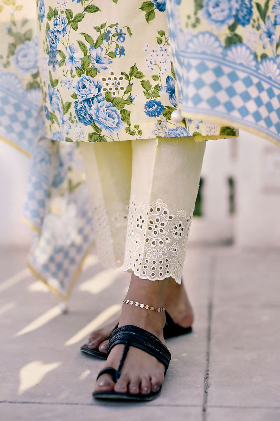 3 Piece Embroidered Printed Lawn Suit with Border