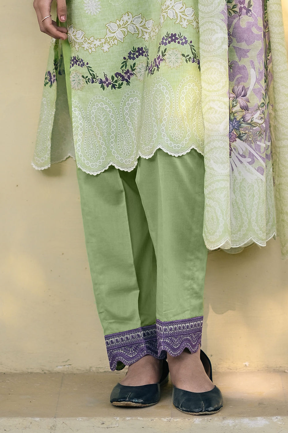 3 Piece Printed Lawn Suit with Embroidered Borders