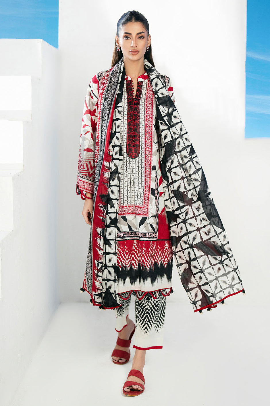 3 Piece Embroidered Printed Lawn Suit