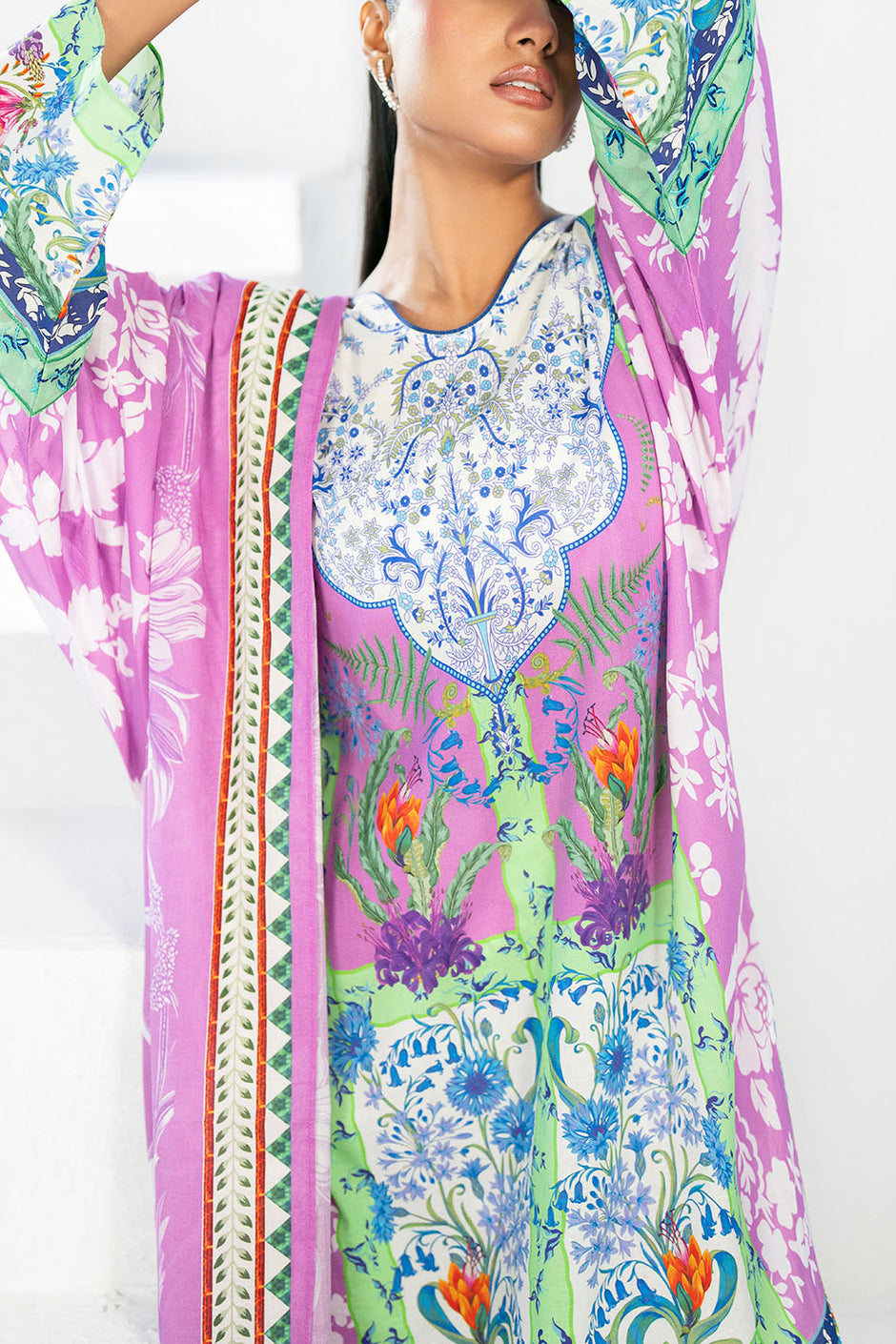 3 Piece Printed Lawn Suit with Embroidered Organza Lace CL-62228