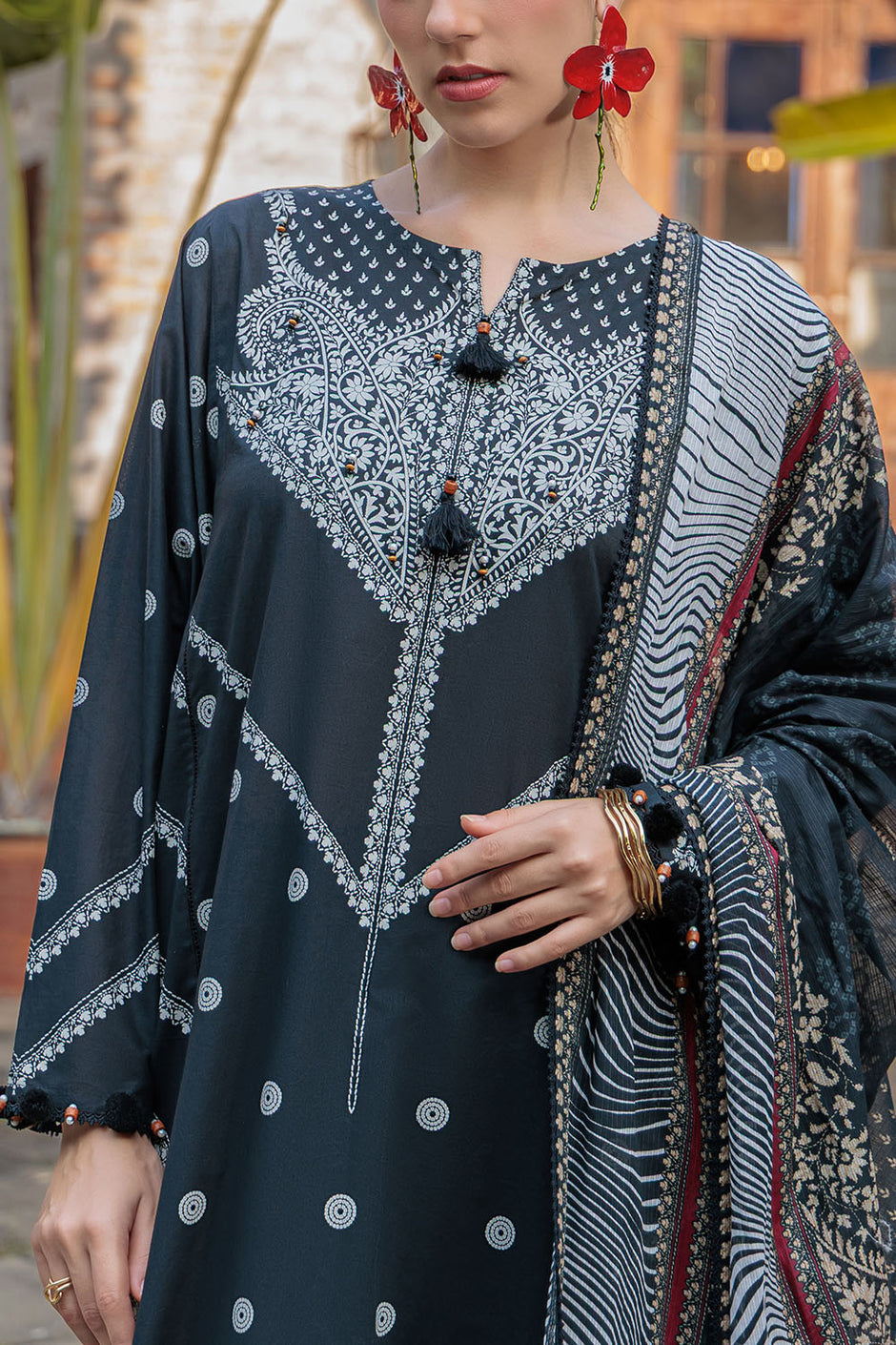 3 Piece Lacquer Printed Lawn Suit with Printed Denting Dupatta