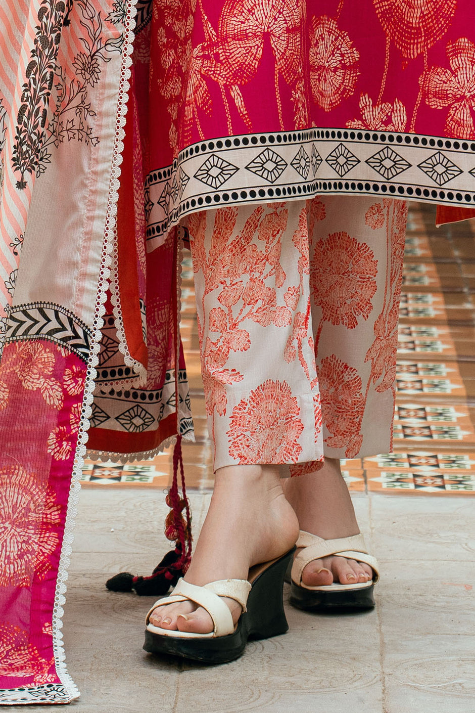 3 Piece Printed Cross Hatch Suit with Lawn Dupatta
