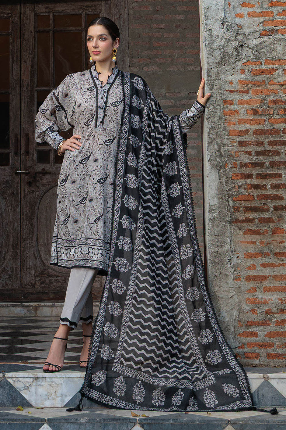 3 Piece Printed Lawn Suit