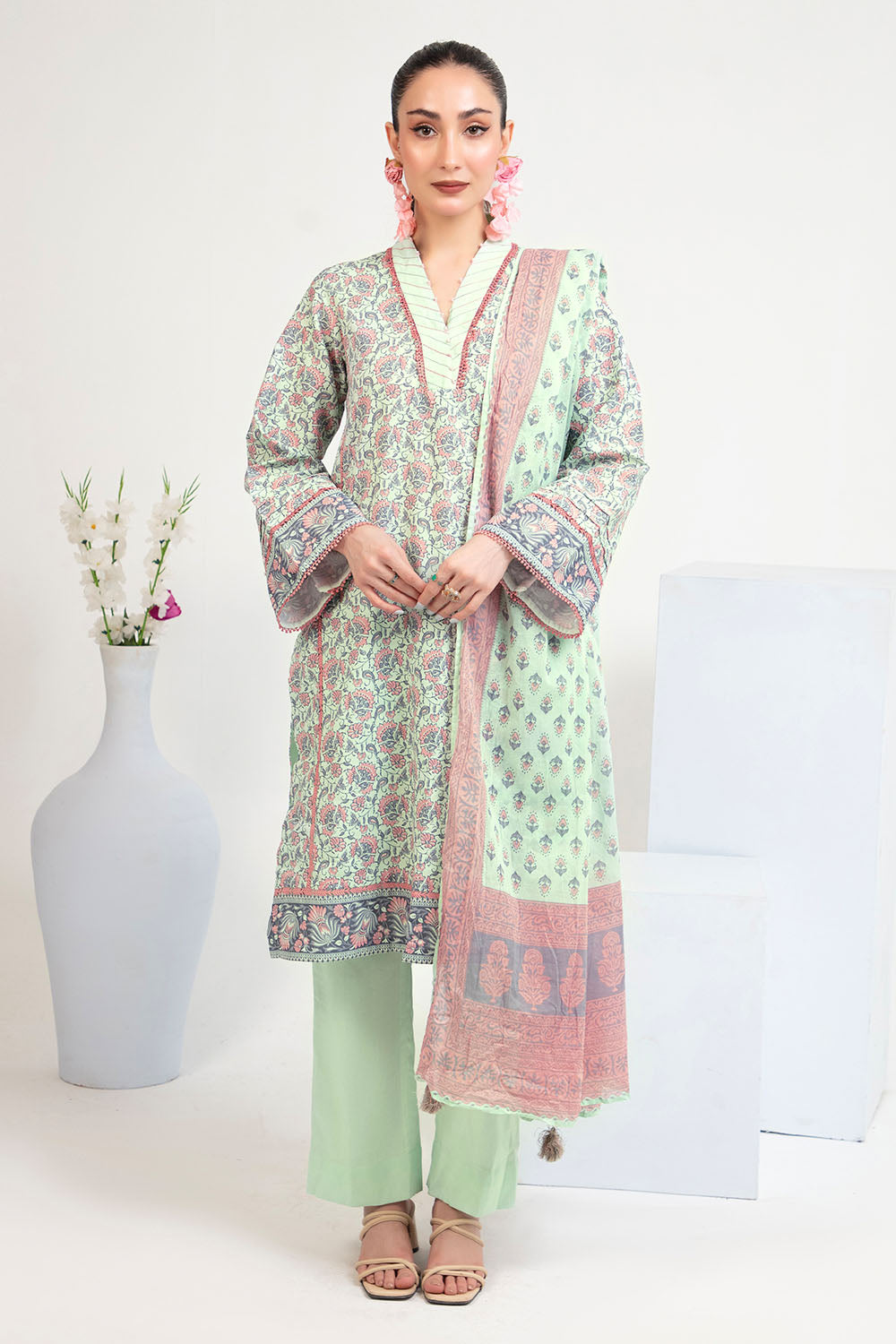 3 Piece Printed Lawn Suit with Dupatta CL-52706 A