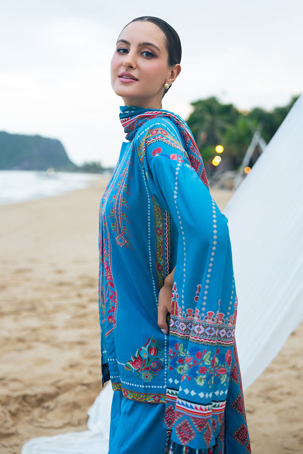3 Piece Printed Lawn Suit with Dupatta CL-62070 A