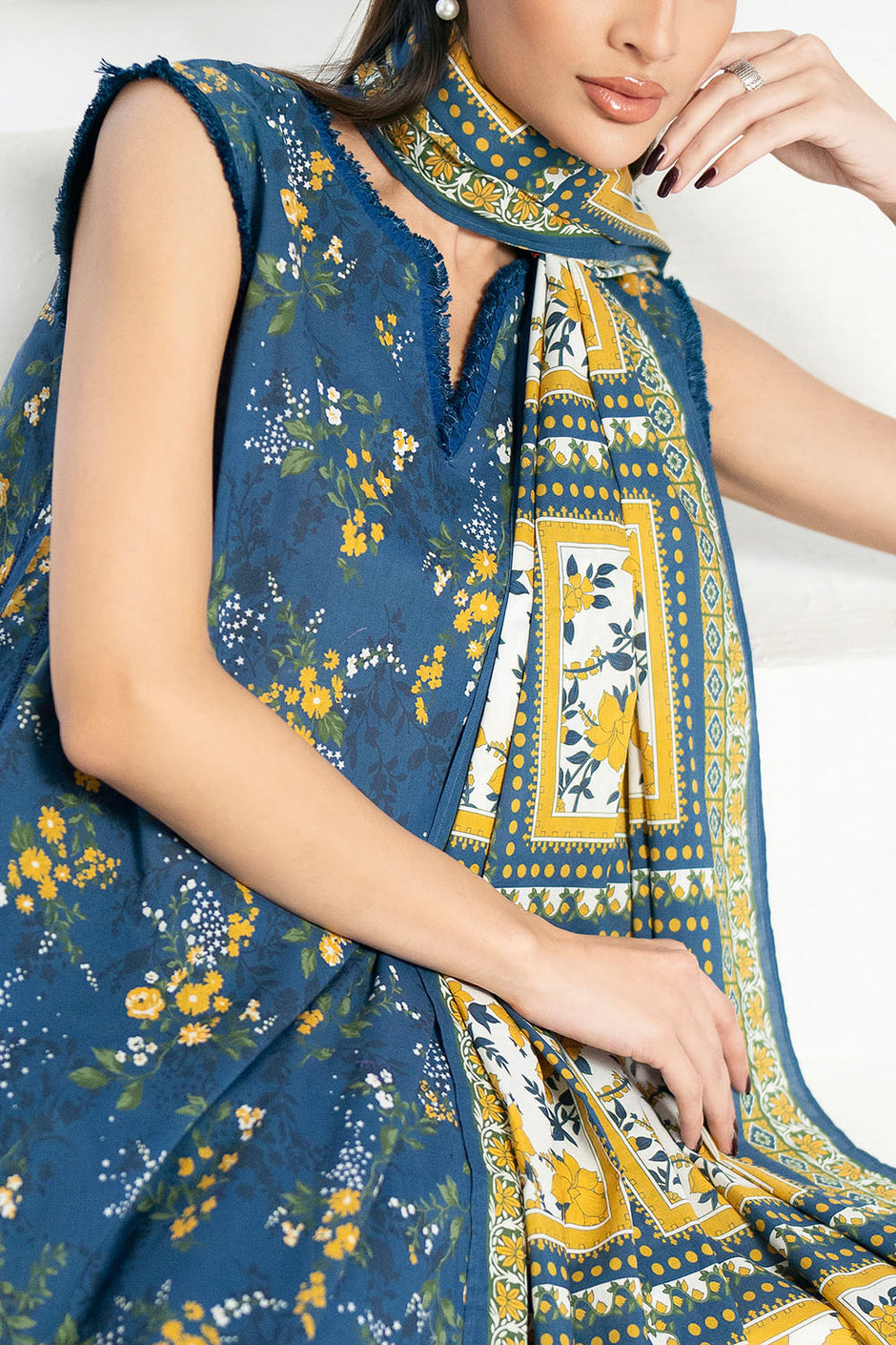 3 Piece Printed Lawn Suit CL-62205 B