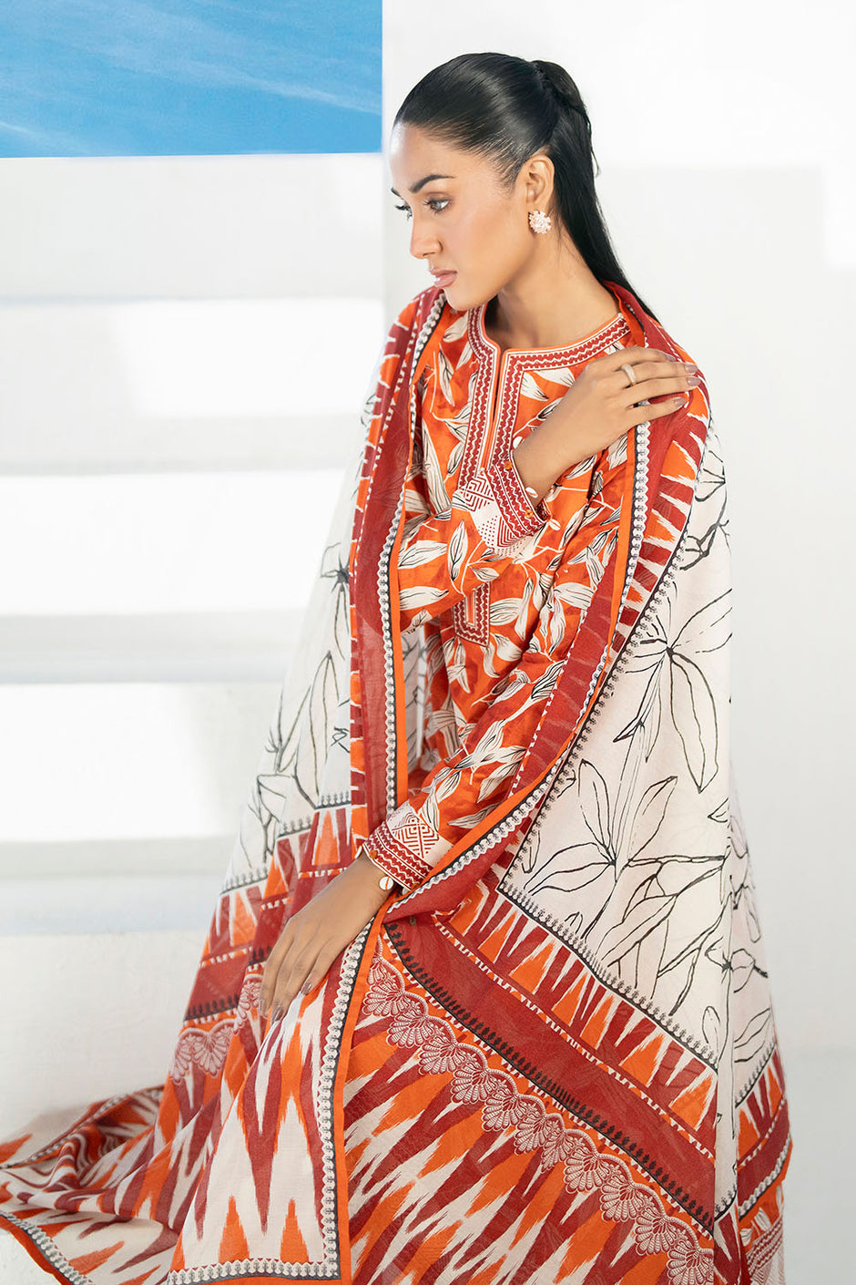 3 Piece Printed Lawn Suit
