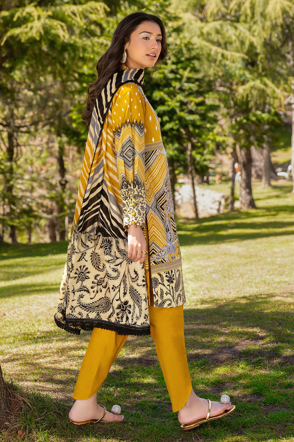 3 Piece Printed Lawn Suit