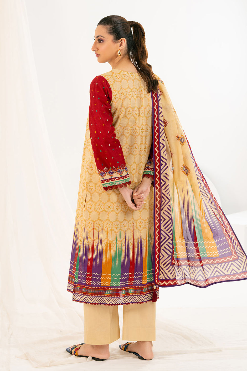 3 Piece Printed Lawn Suit