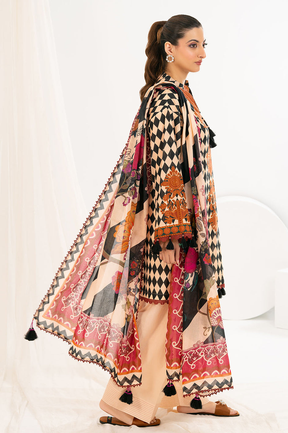 3 Piece Printed Lawn Suit