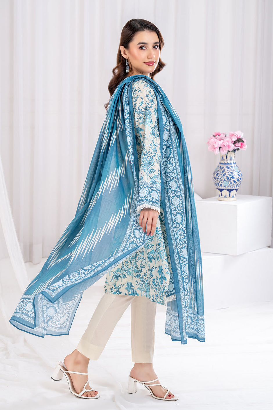 3 Piece Printed Lawn Suit