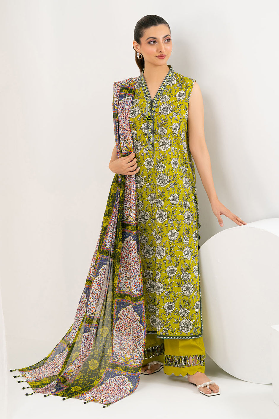 3 Piece Printed Lawn Suit