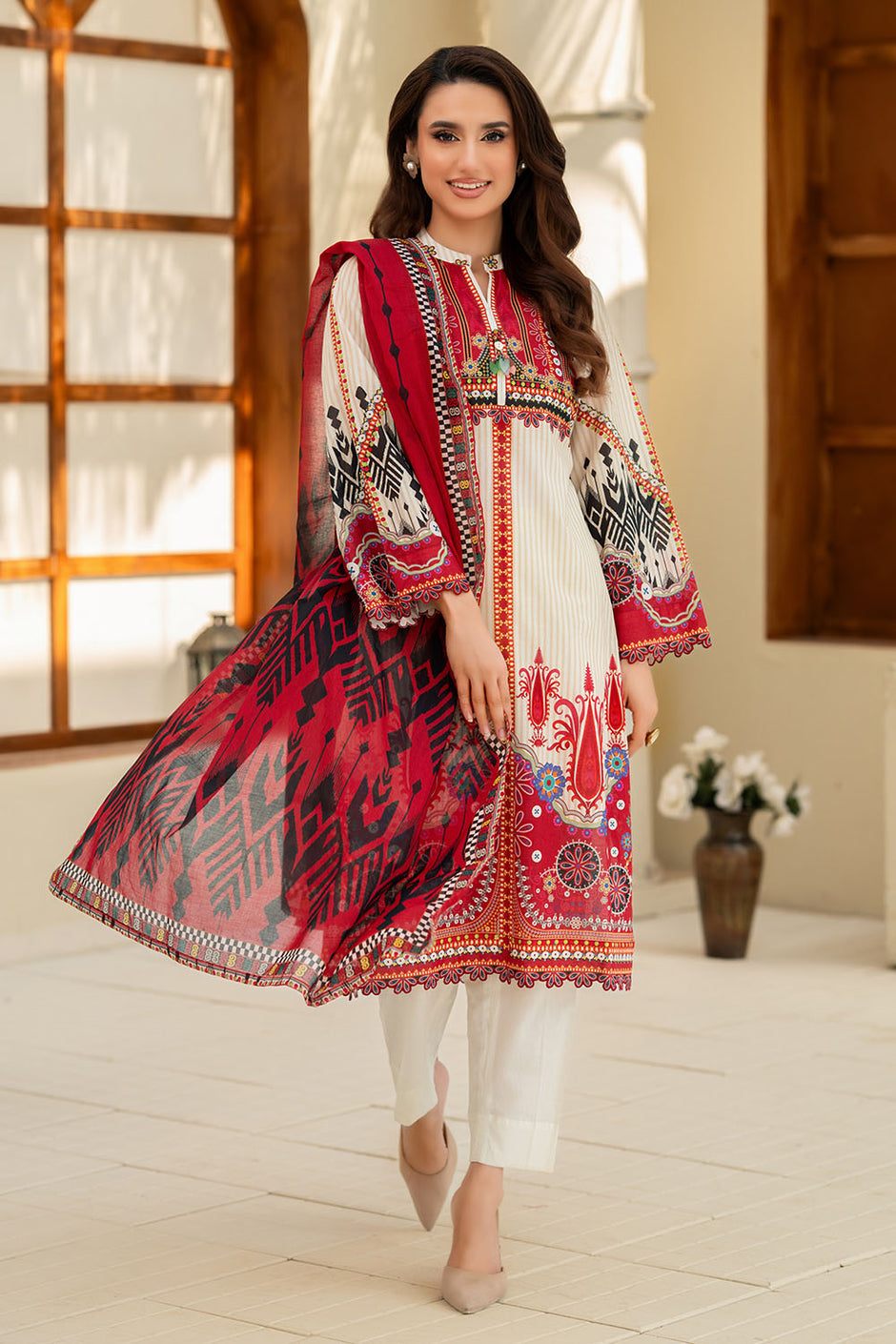 3 Piece Printed Lawn Suit