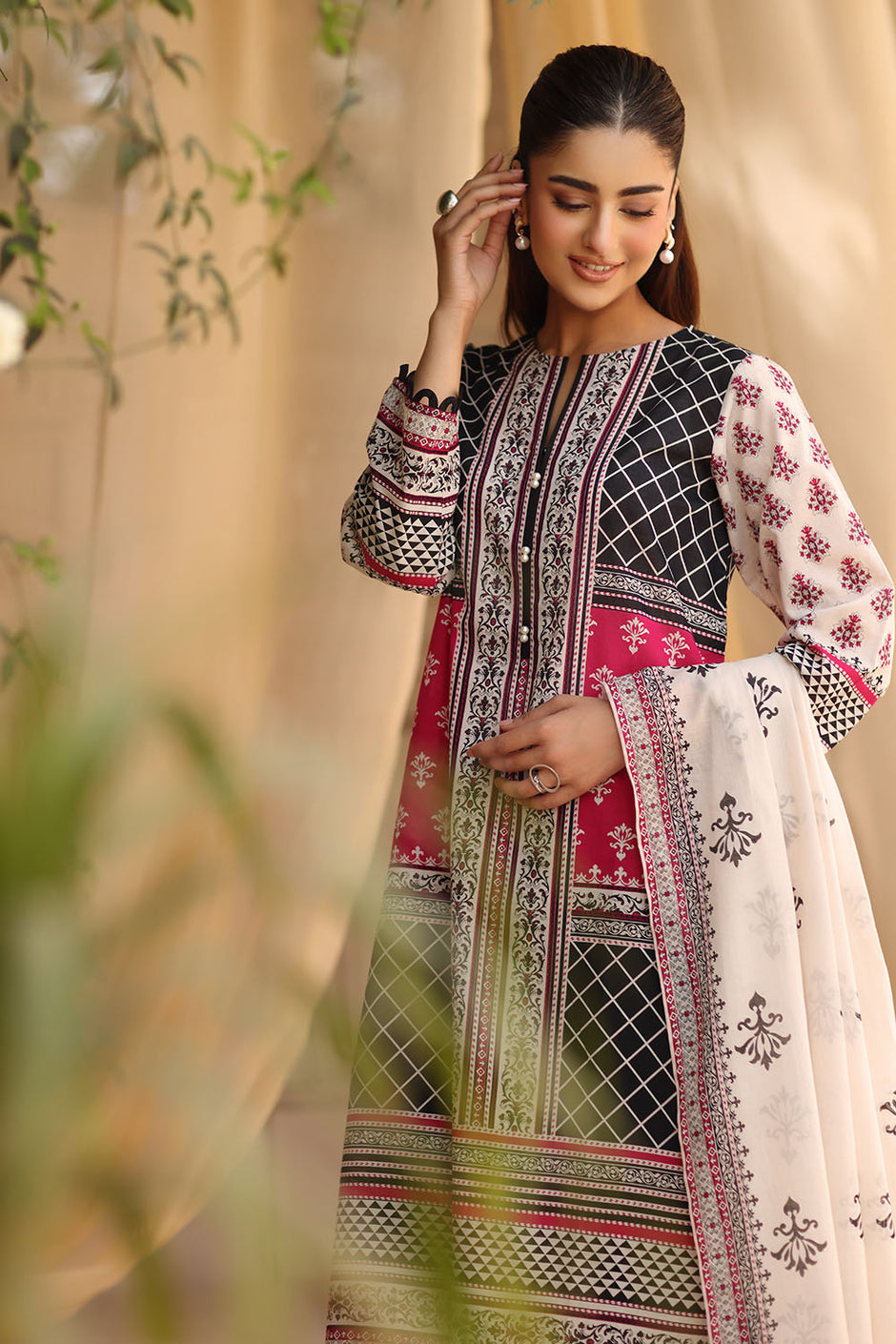 3 Piece Printed Lawn Suit