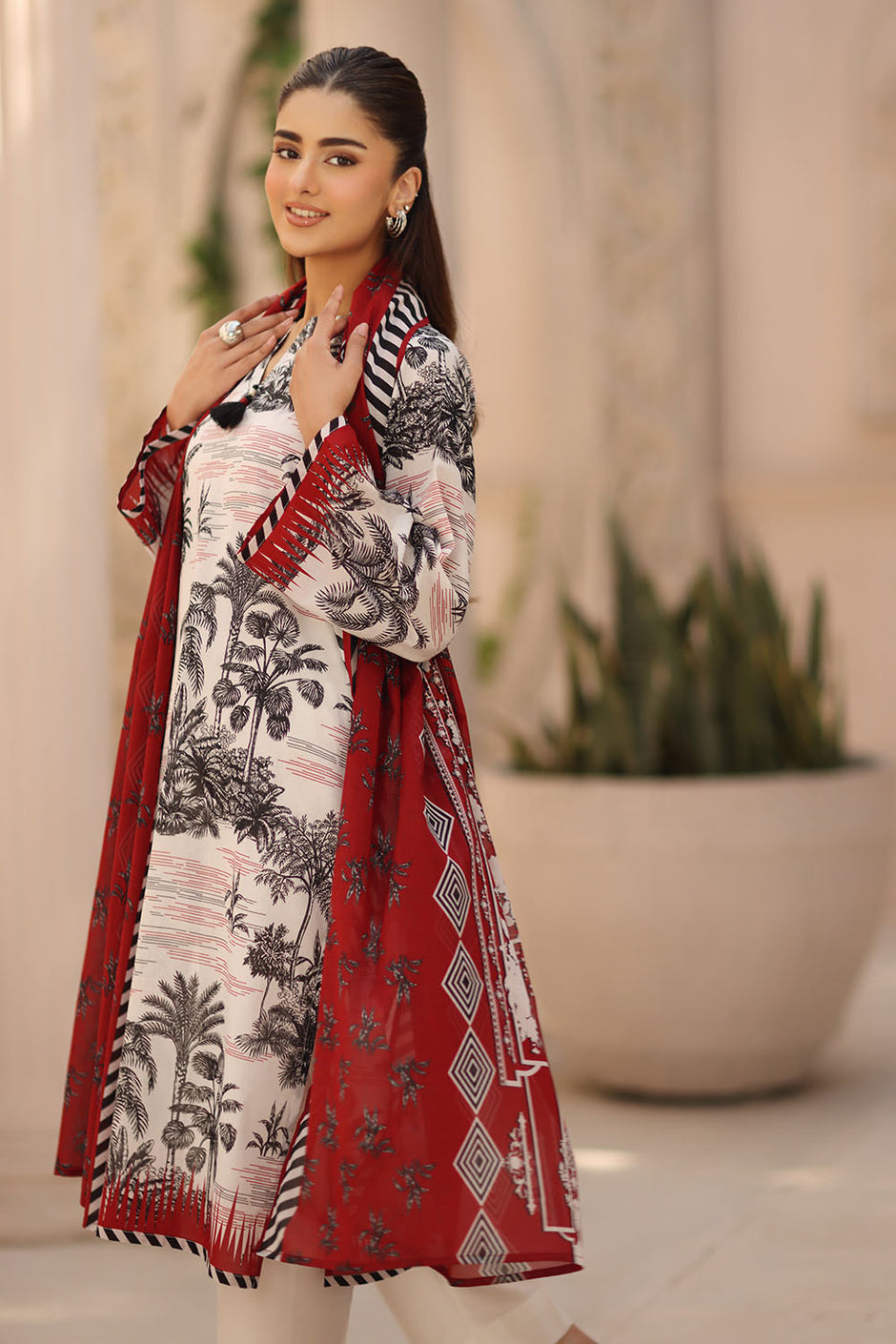 3 Piece Printed Lawn Suit