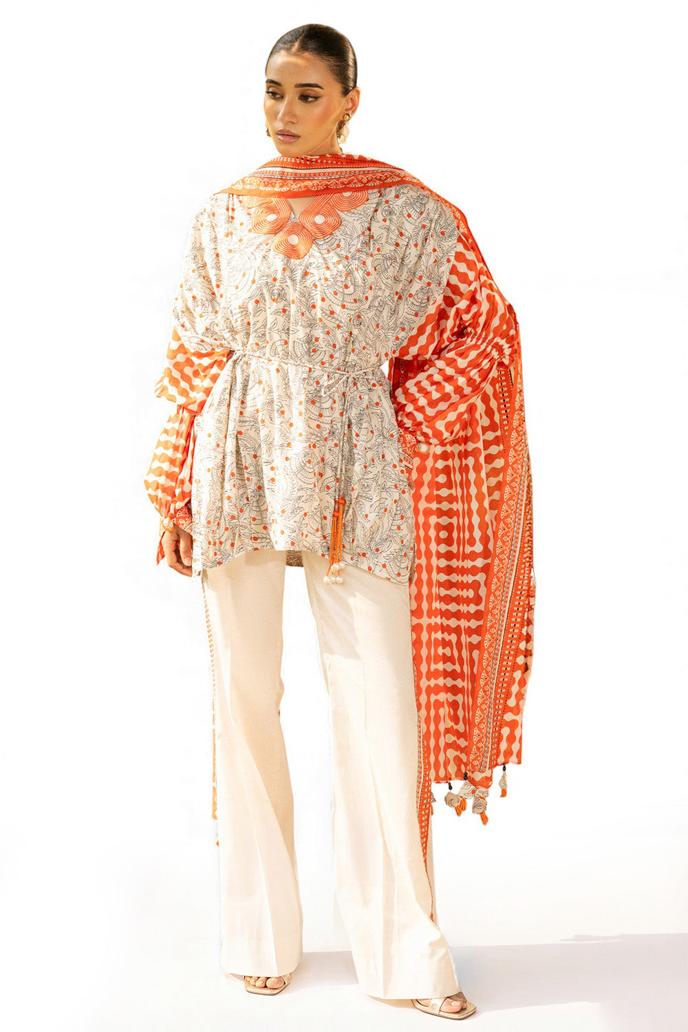3 Piece Printed Lawn Suit with Embroidered Neckline CL-62150