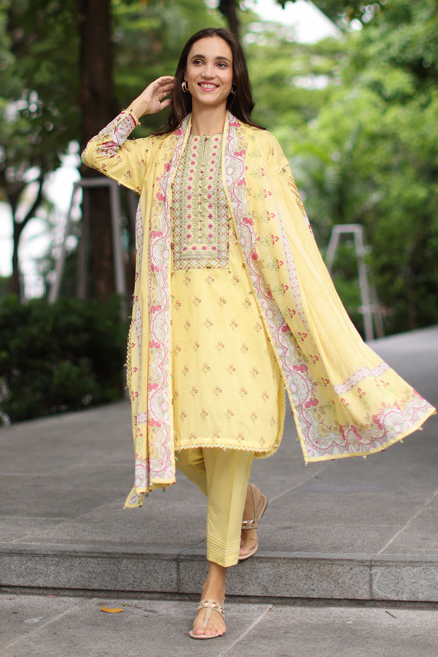 Retail Price: 5,290/-PKR