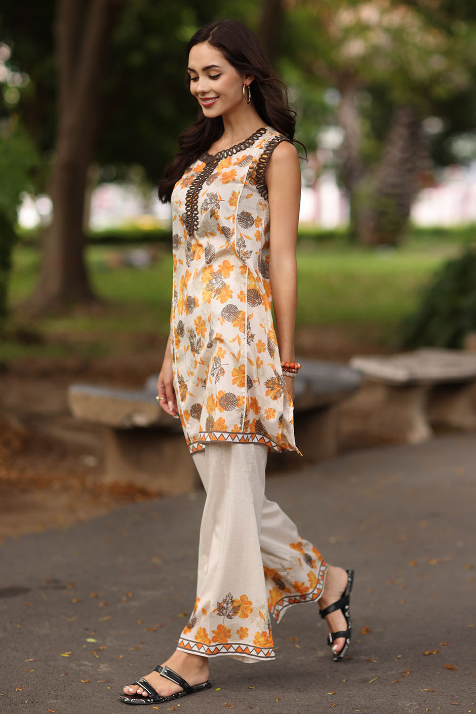 2 Piece Printed Lawn Suit with Printed Trouser