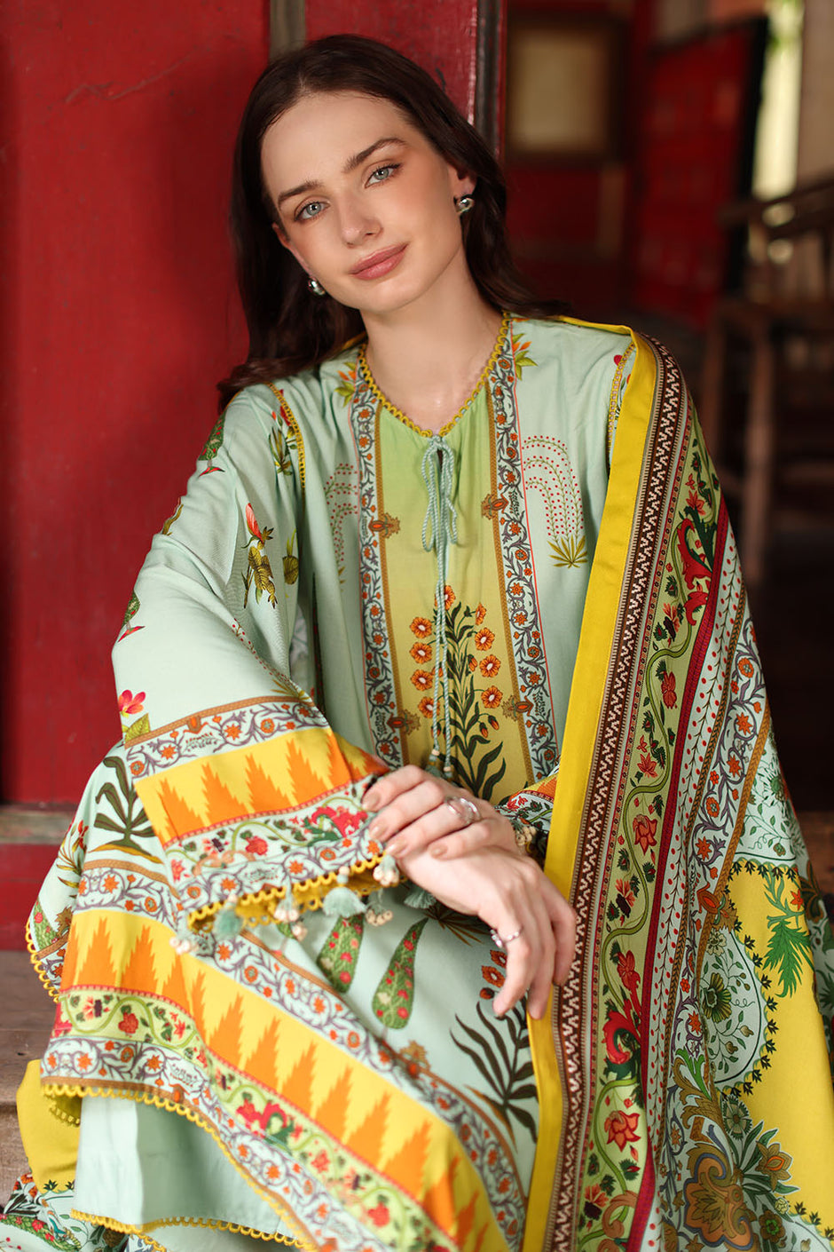 3 Piece Printed Linen Suit with Printed Linen Dupatta