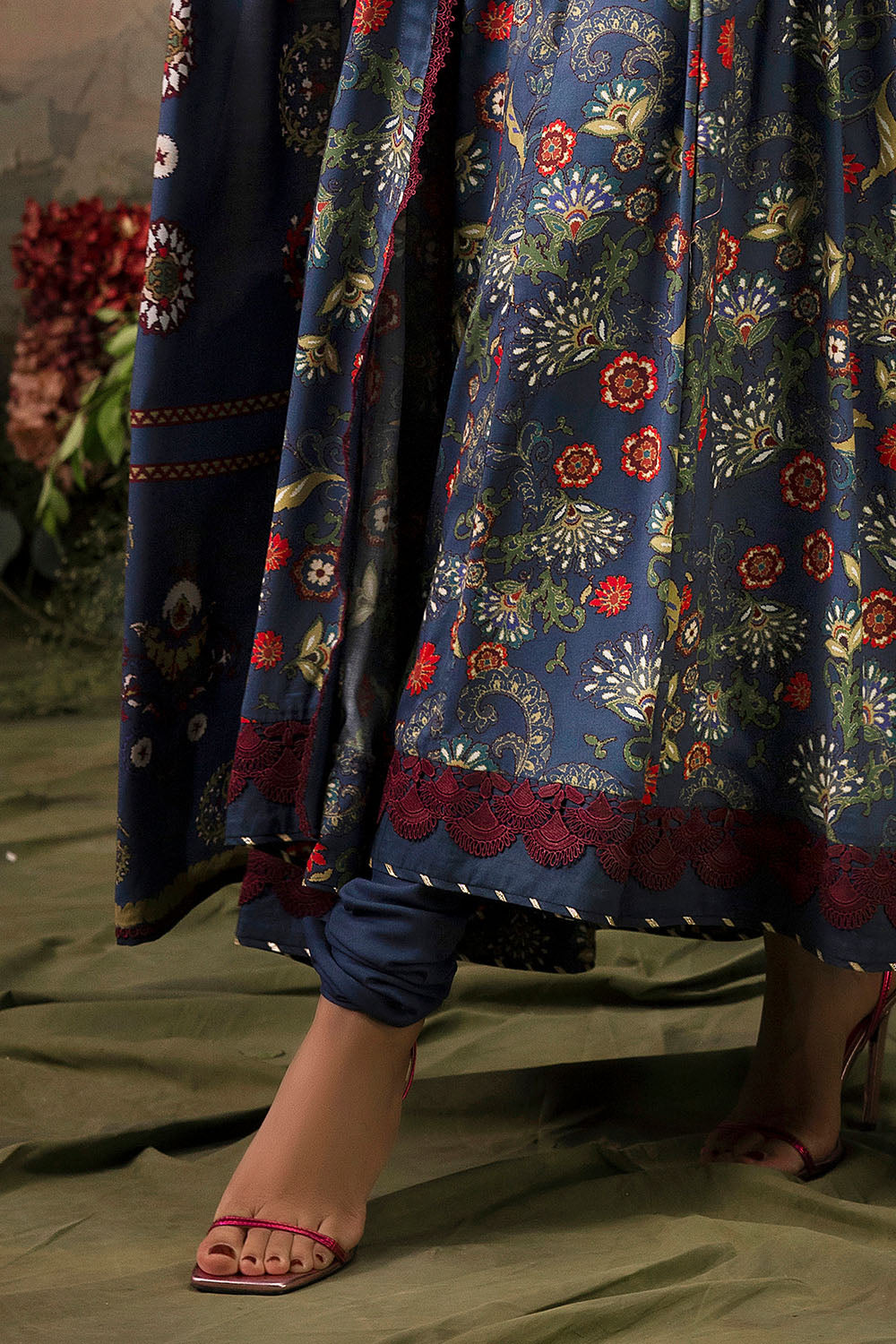 3 Piece Printed Linen Suit with Dupatta LT-52004