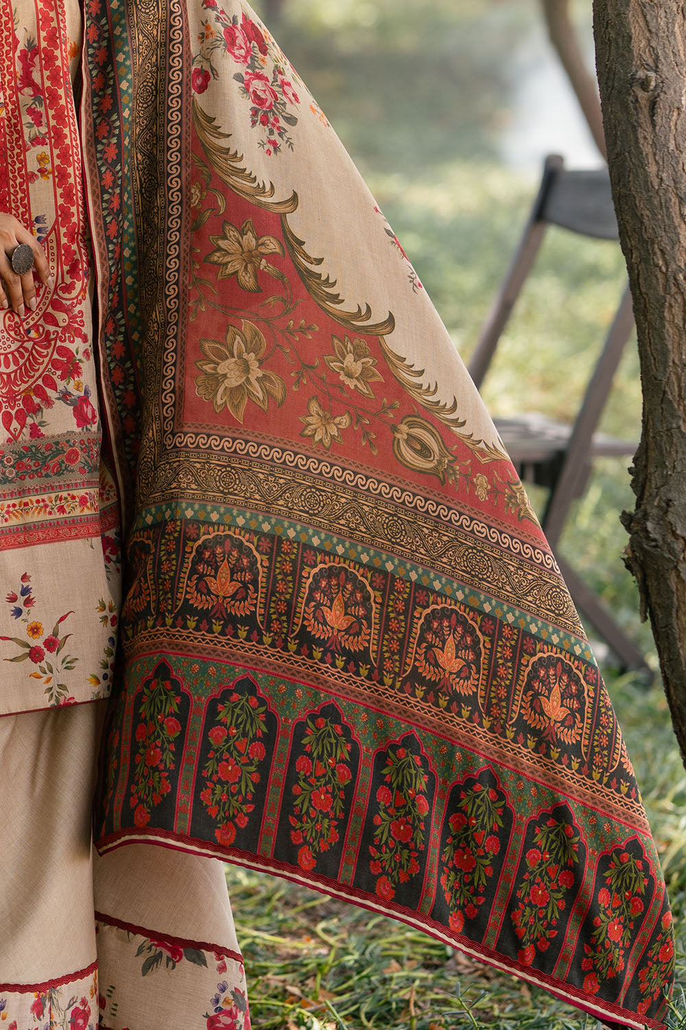 3 Piece Printed Pashmina Suit