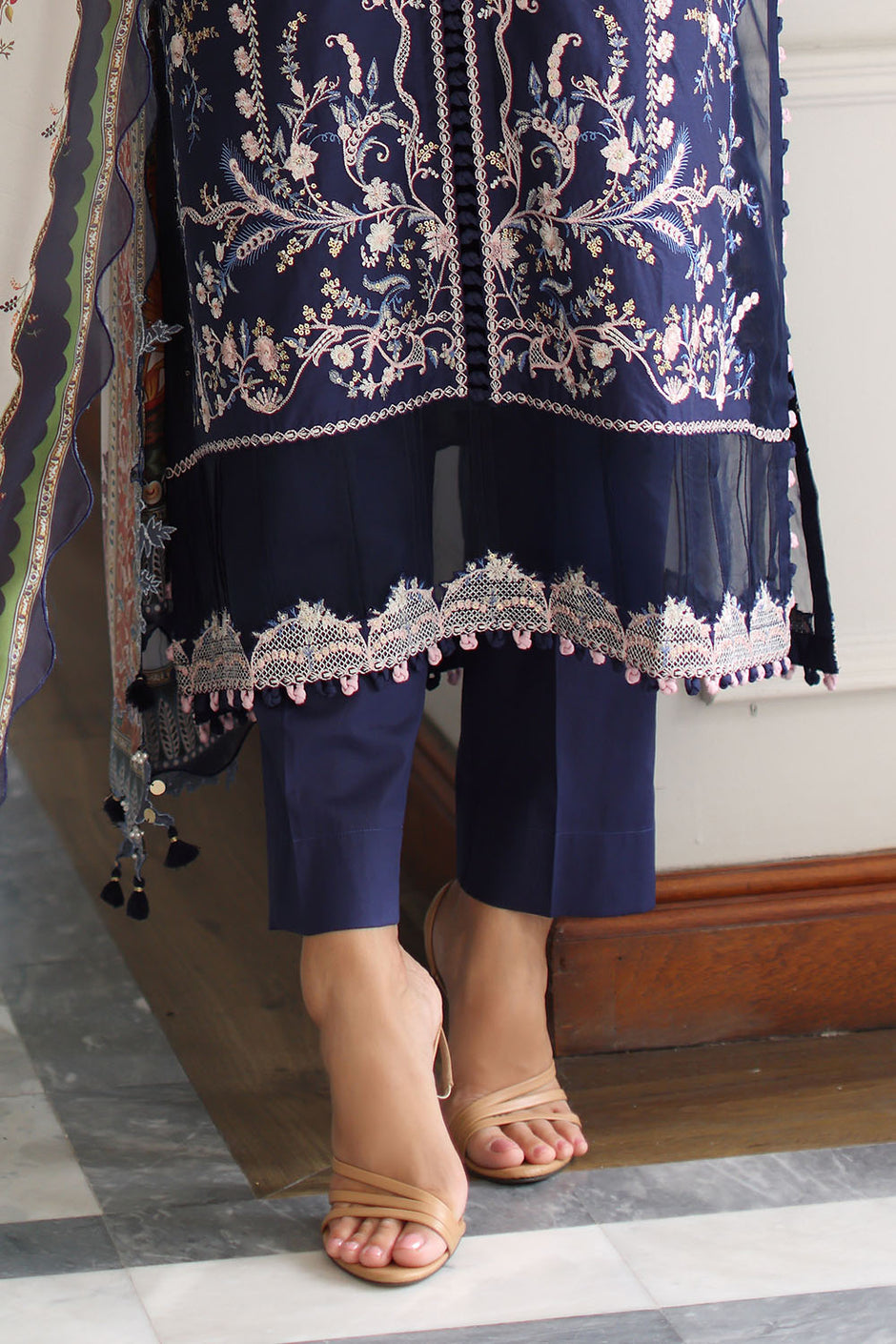 3 Piece Embroidered Jacquard Suit