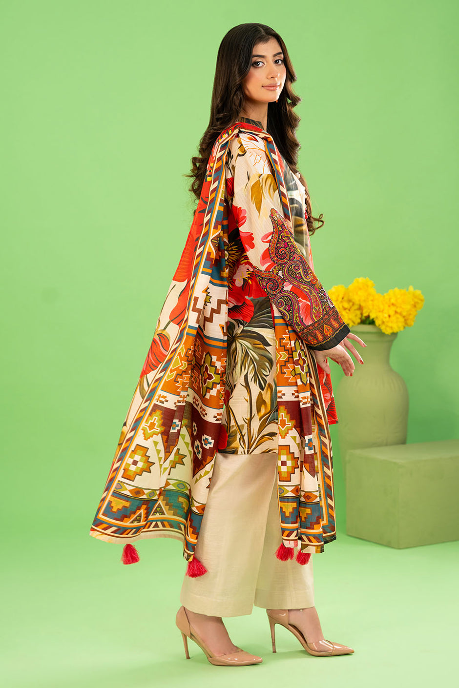 3 Piece Printed Khaddar Suit with Zari Dupatta