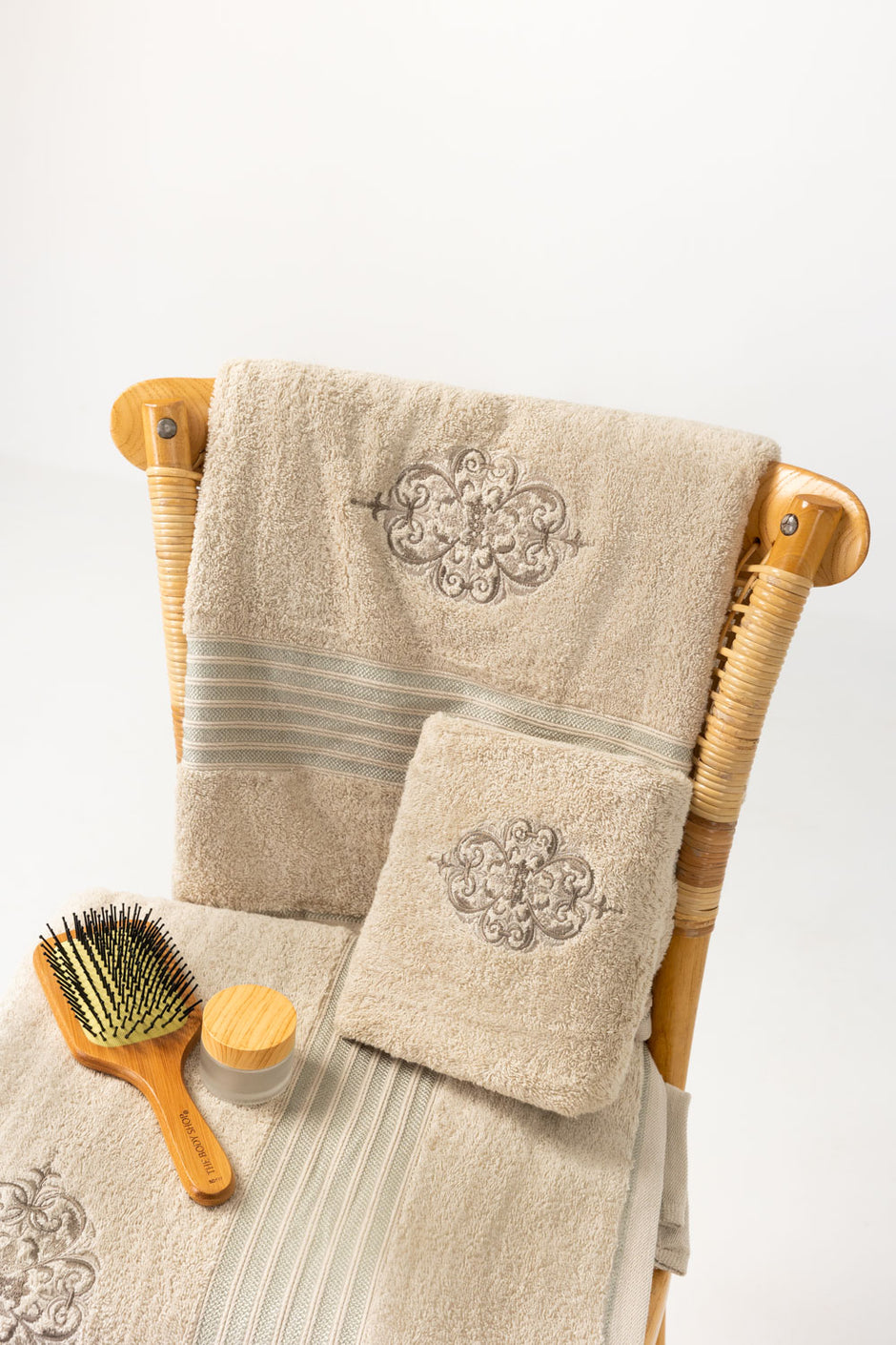 Pyote 3 piece Embroidered Towel Set