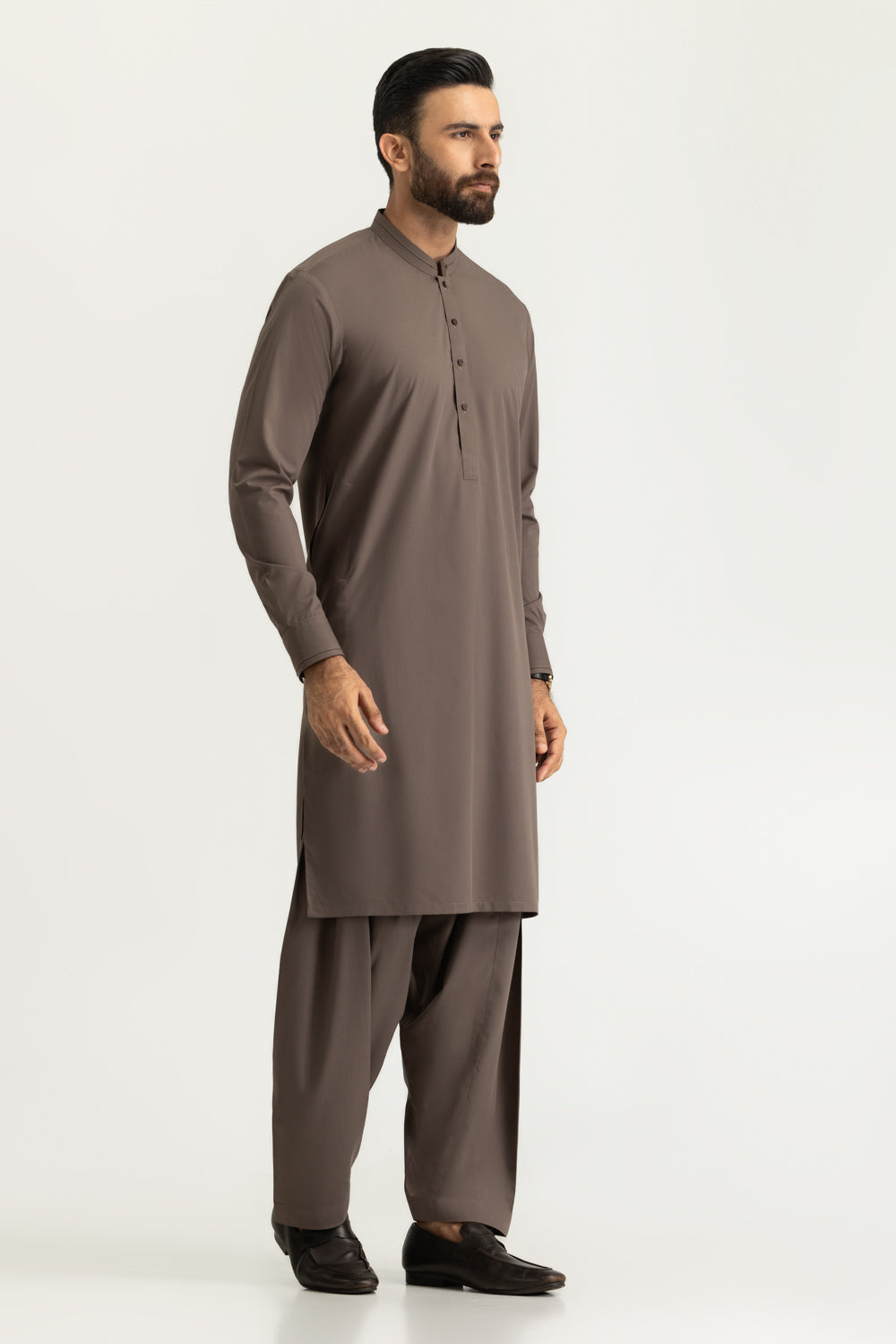 Regular Fit Styling Suits