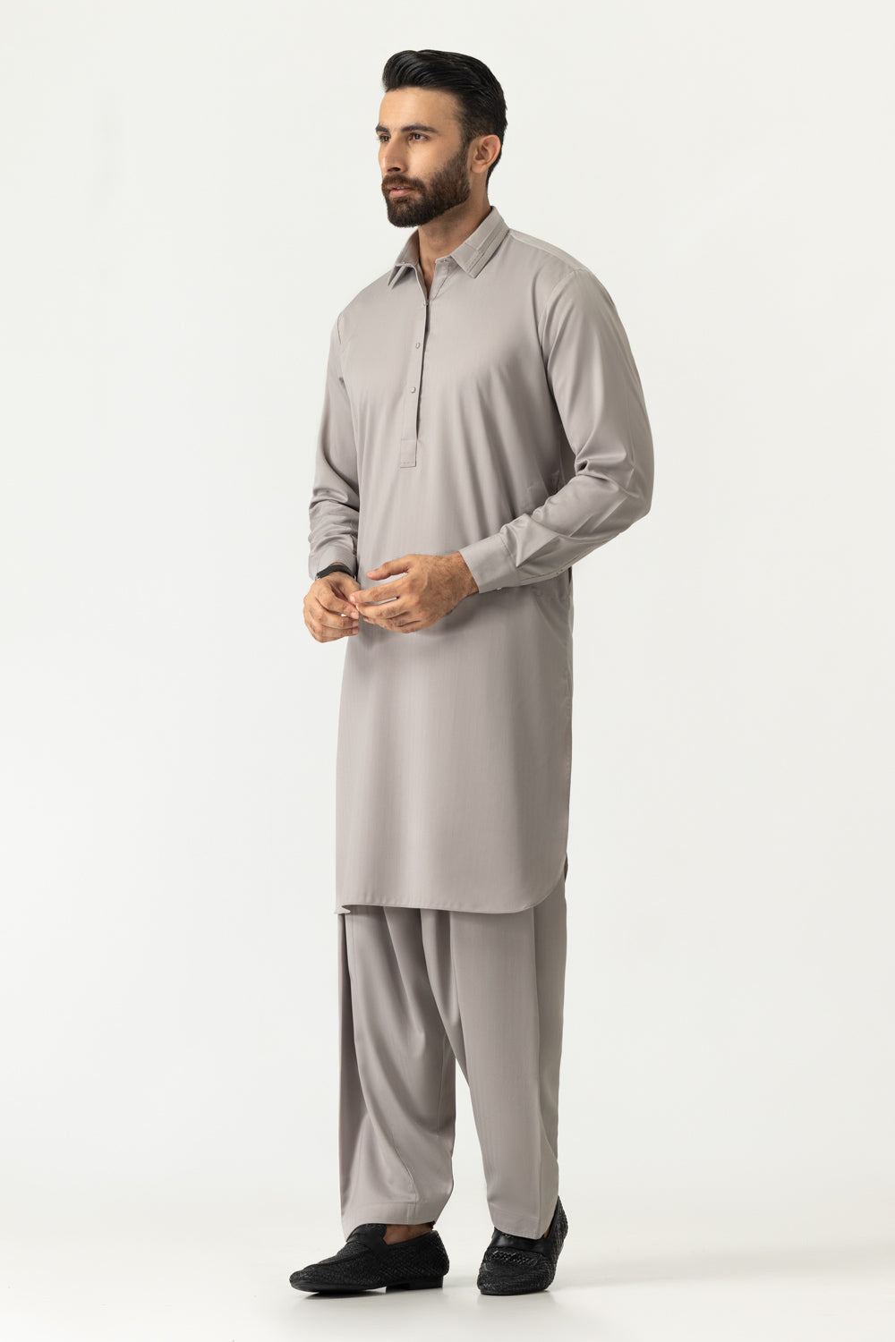 Regular Fit Styling Suits
