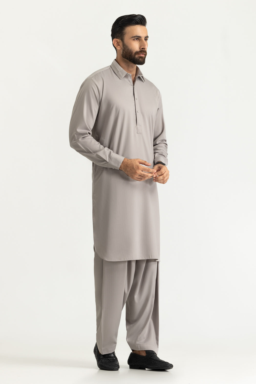 Regular Fit Styling Suits