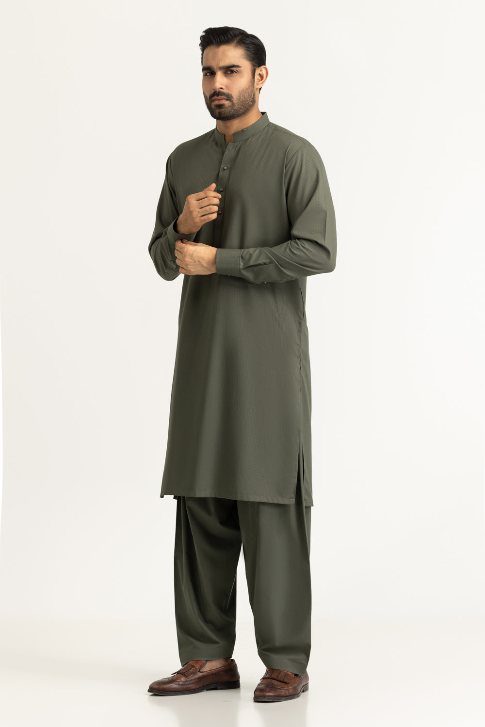 Regular Fit Styling Suits