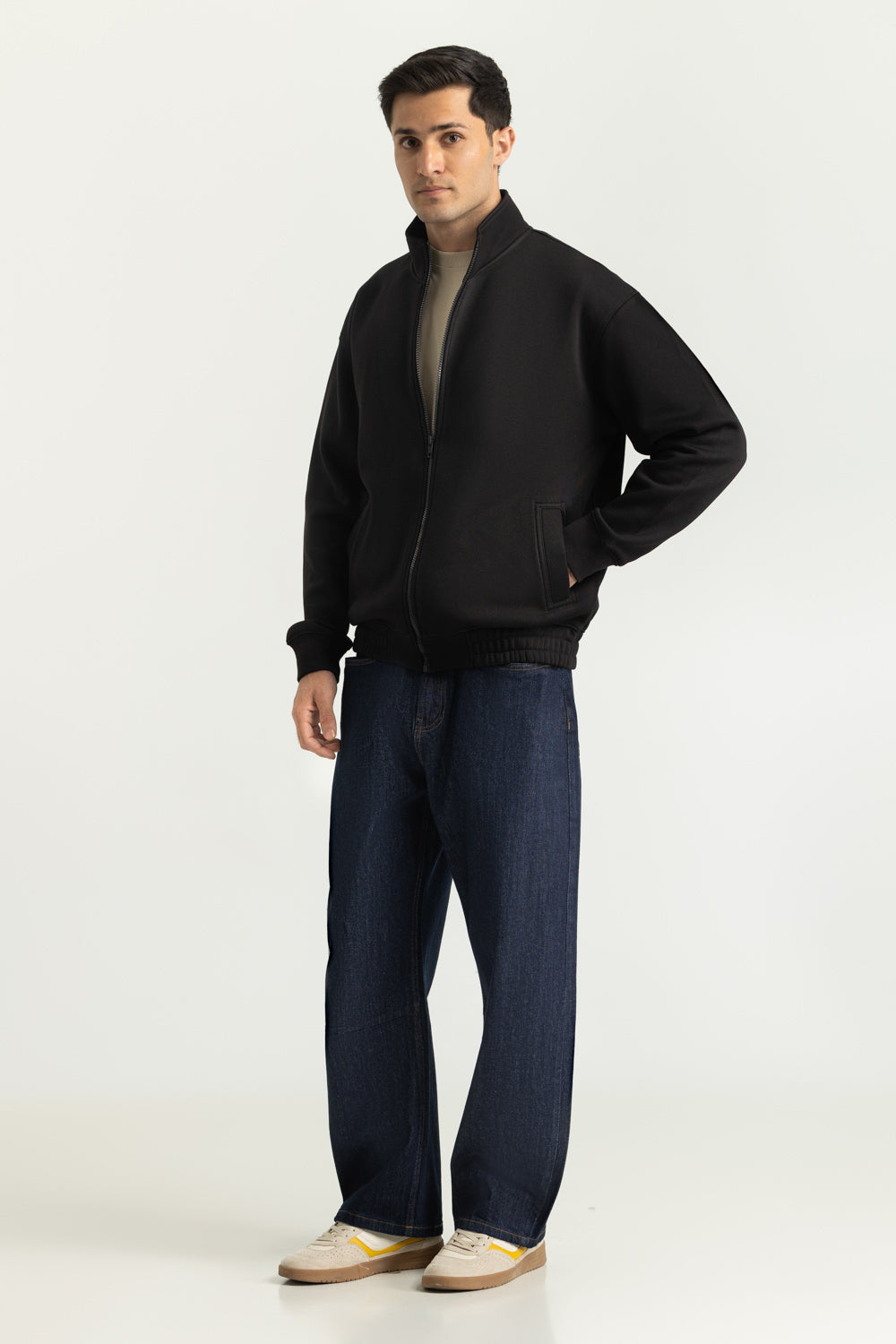 Regular Fit Knitted Zipper