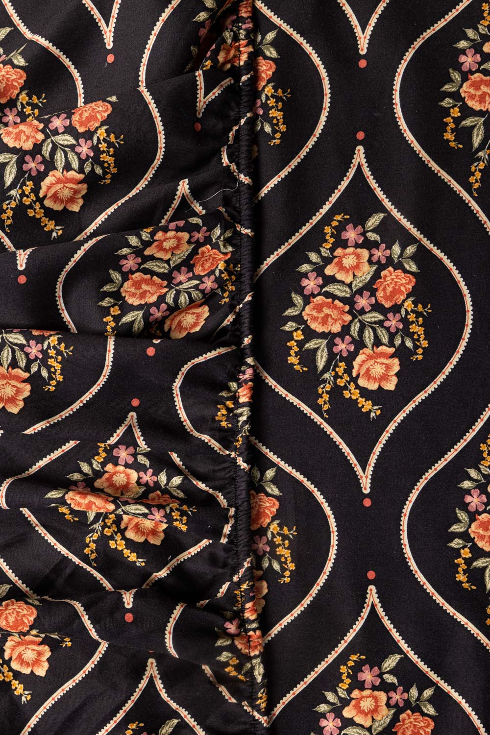Rose Ogee T-200 Fitted Sheet