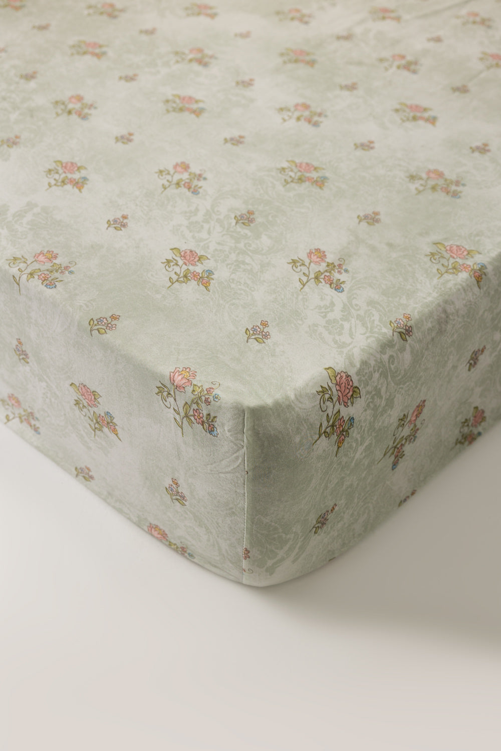 Roselle Fitted Sheet Set