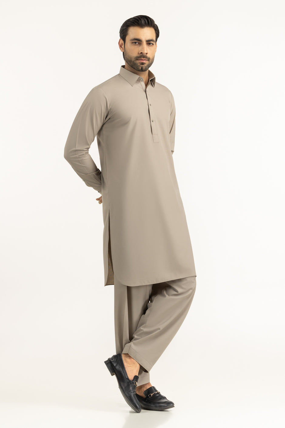 Regular Fit Styling Suits