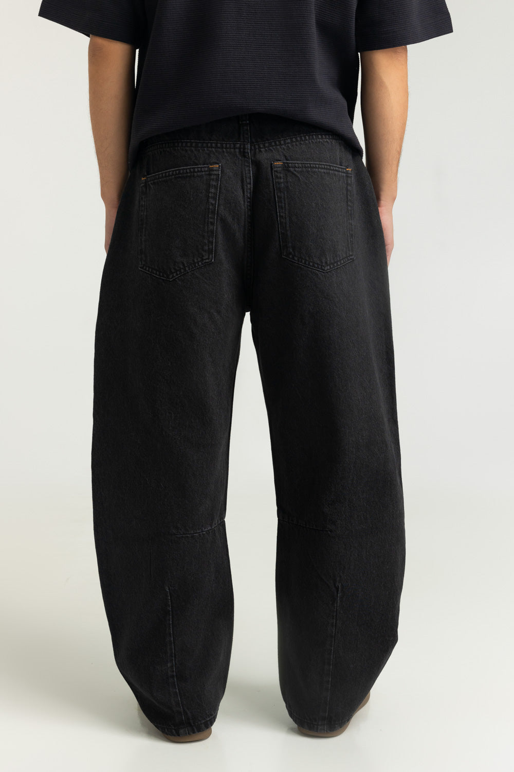 Barrel Fit Jeans