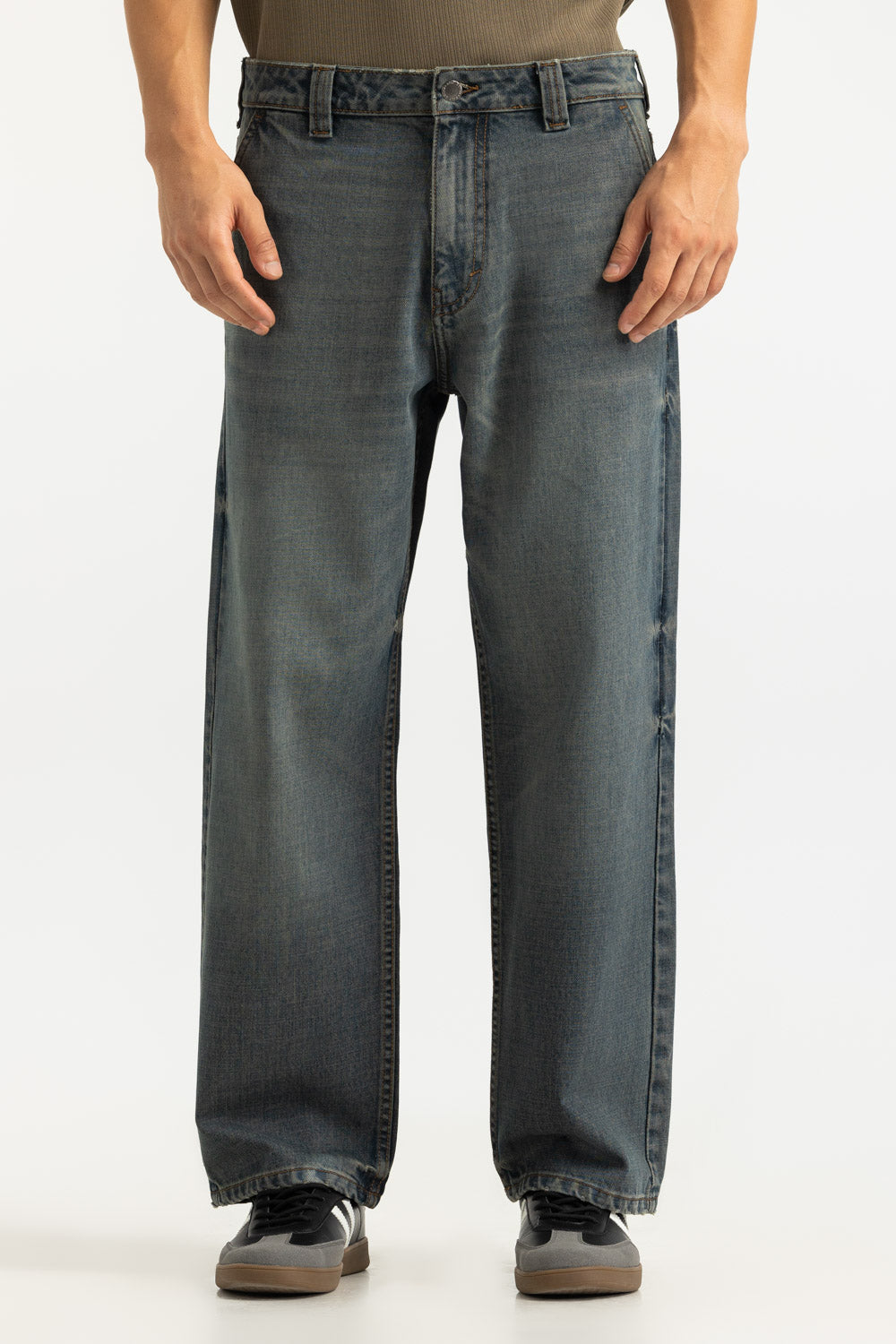 Loose Fit Jeans
