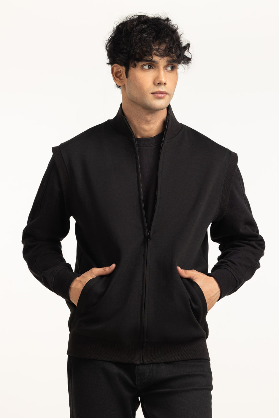 Regular Fit Knitted Vest MN-KNV-WS25-002