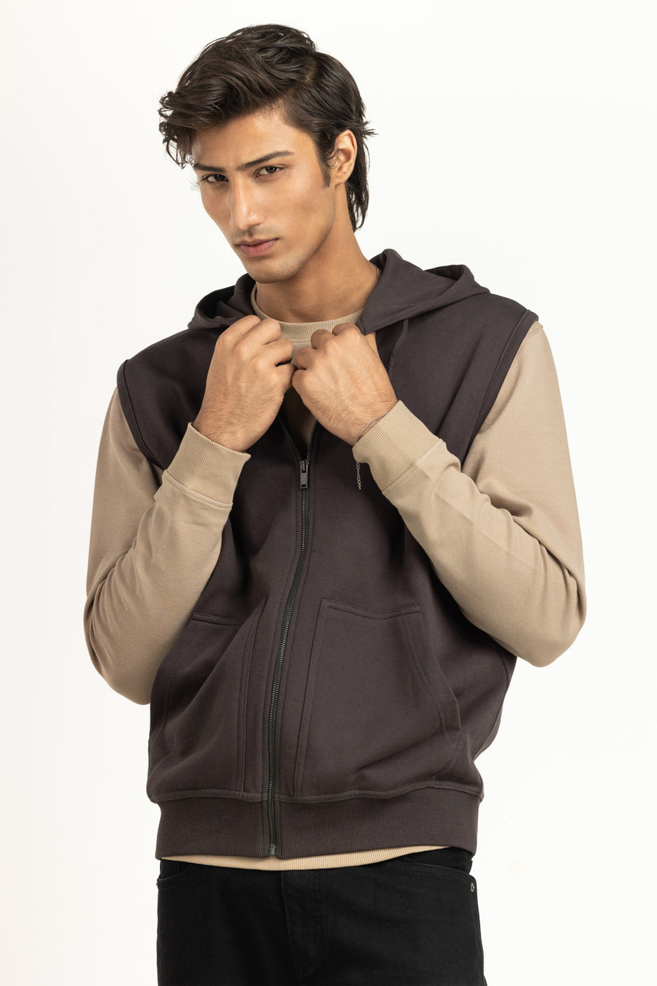 Regular Fit Knitted Vest MN-KNV-WS25-005 B