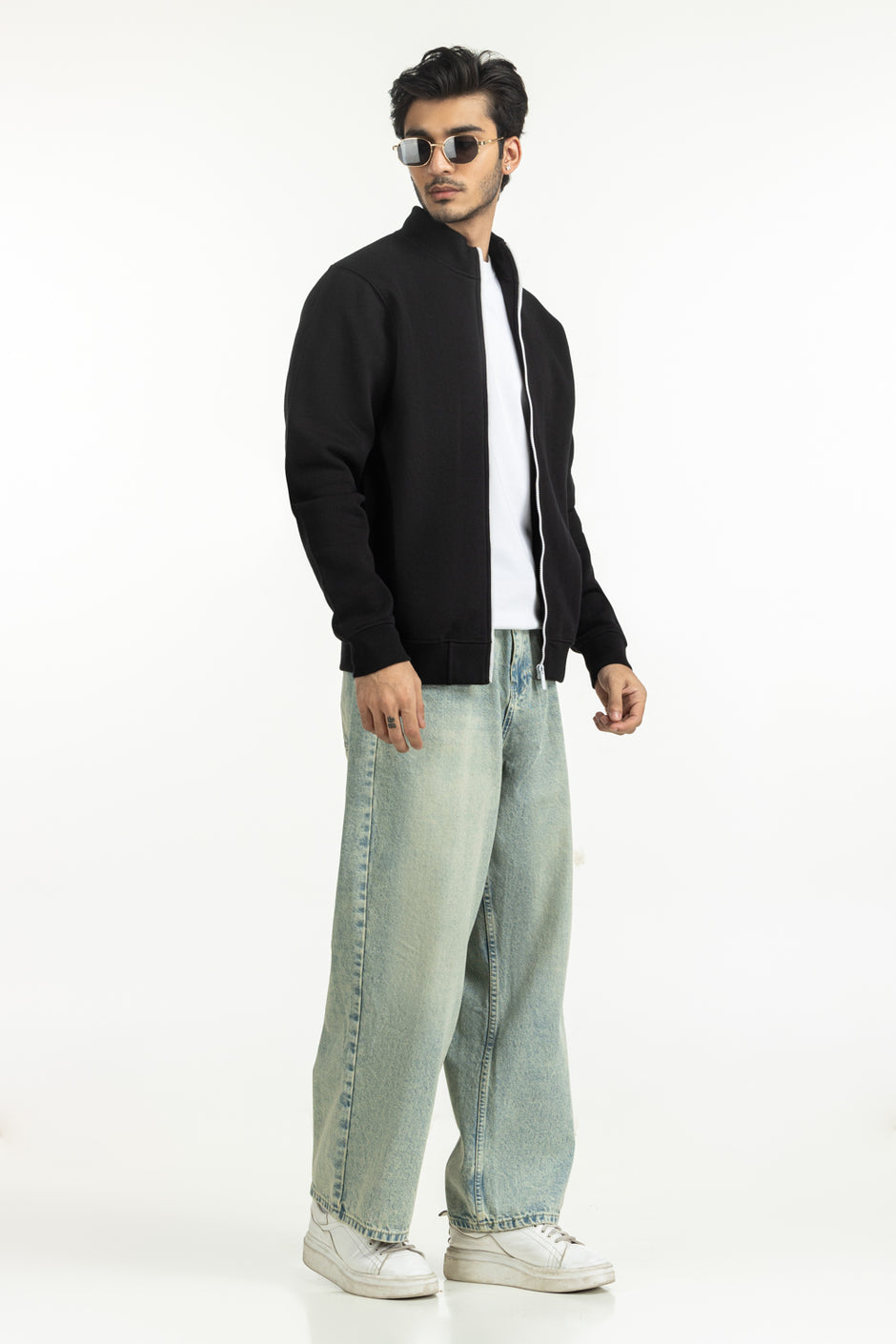 Regular Fit Knitted Zipper